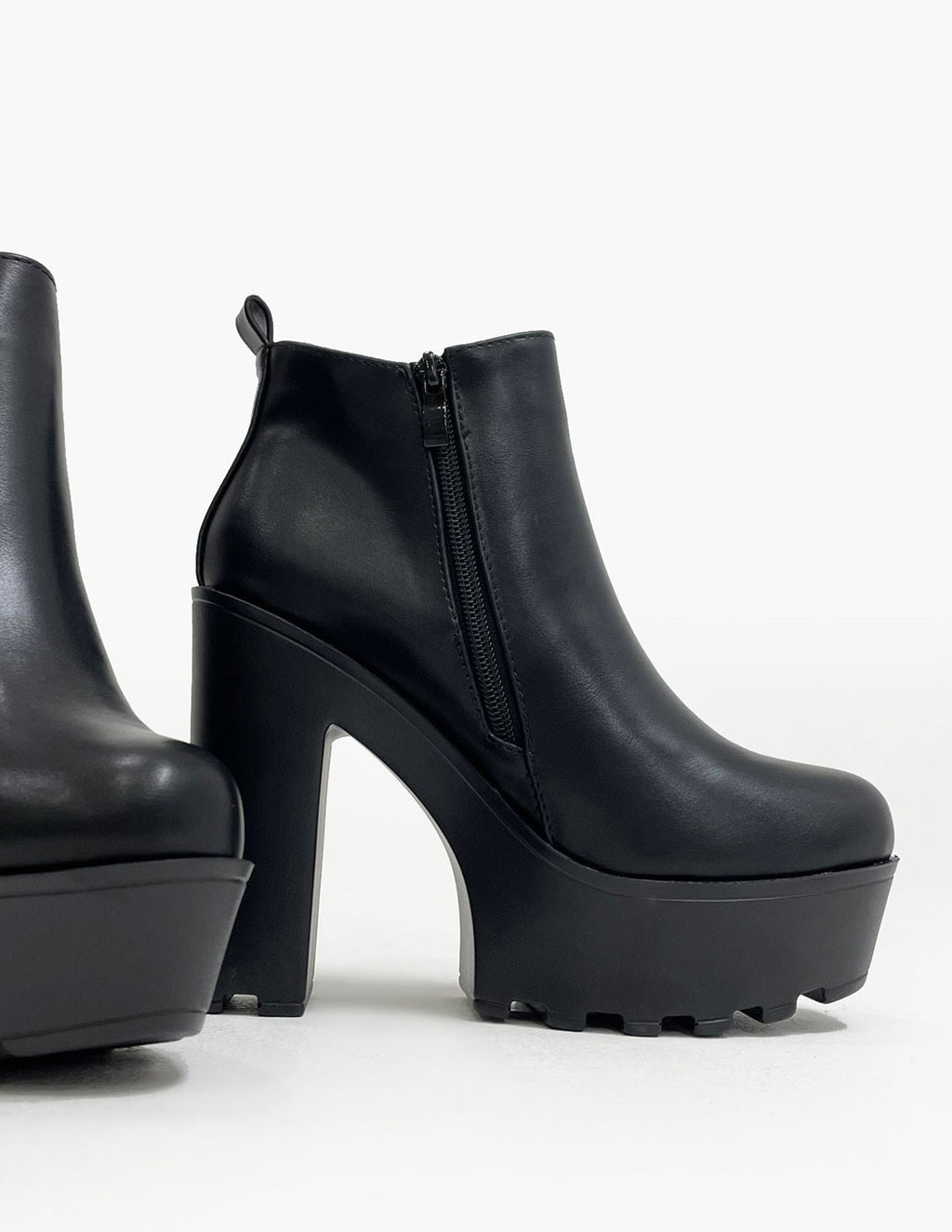 Botas polipiel Negras de Plataforma y Tacón Alto para Mujer