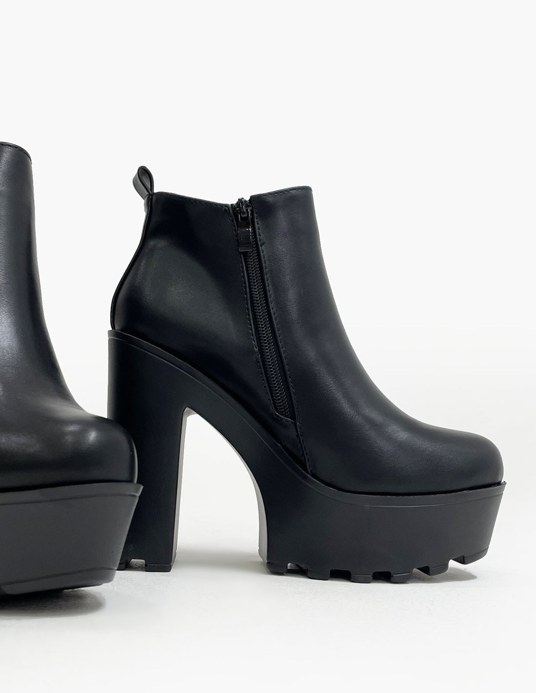 Botas polipiel Negras de Plataforma y Tacón Alto para Mujer