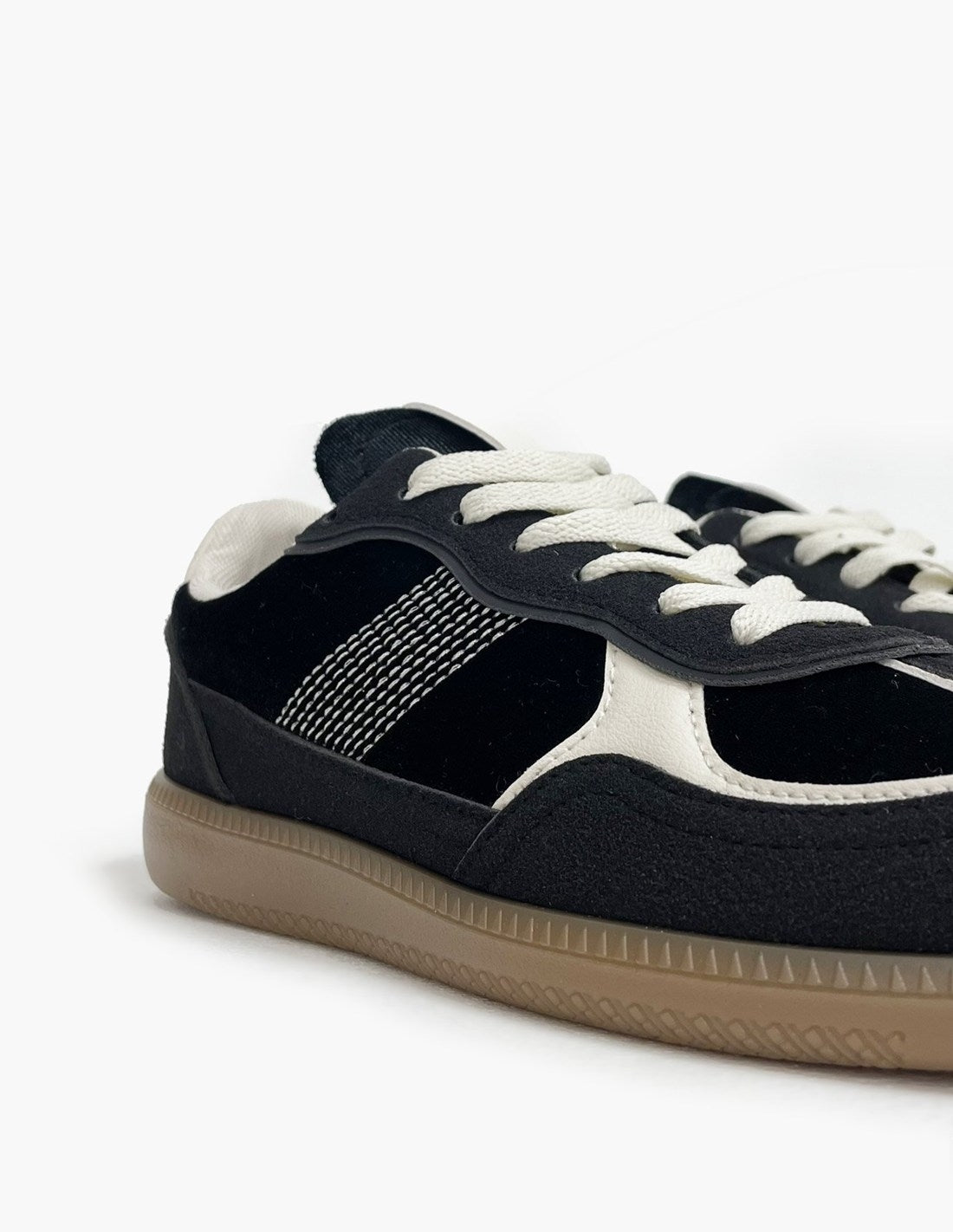 Zapatillas Deportivas Negras Terciopelo