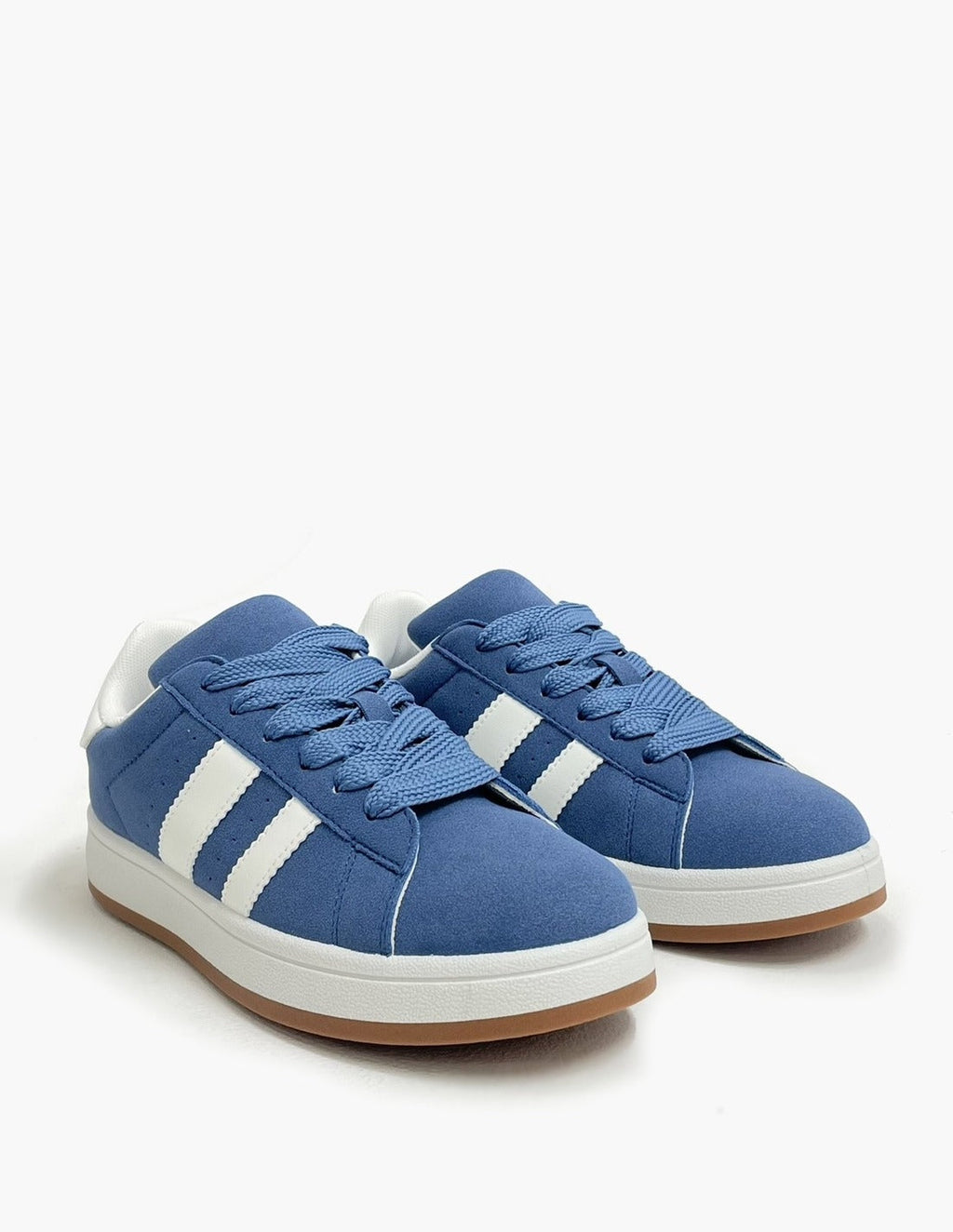 Zapatillas azules y blancas mujer