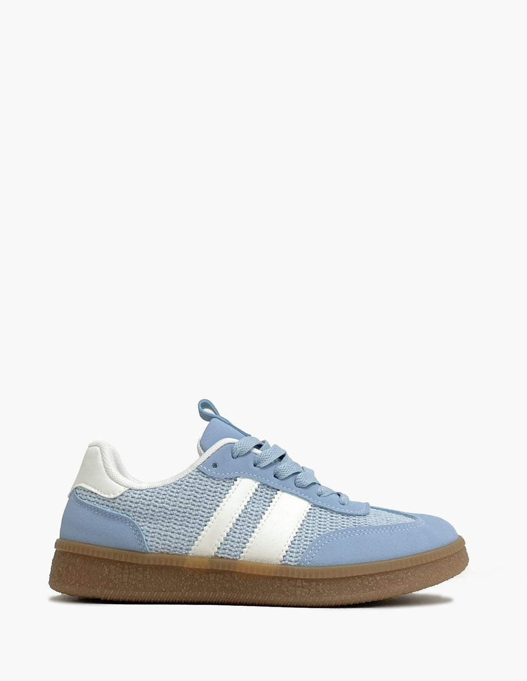 Zapatillas deportivas azul cielo