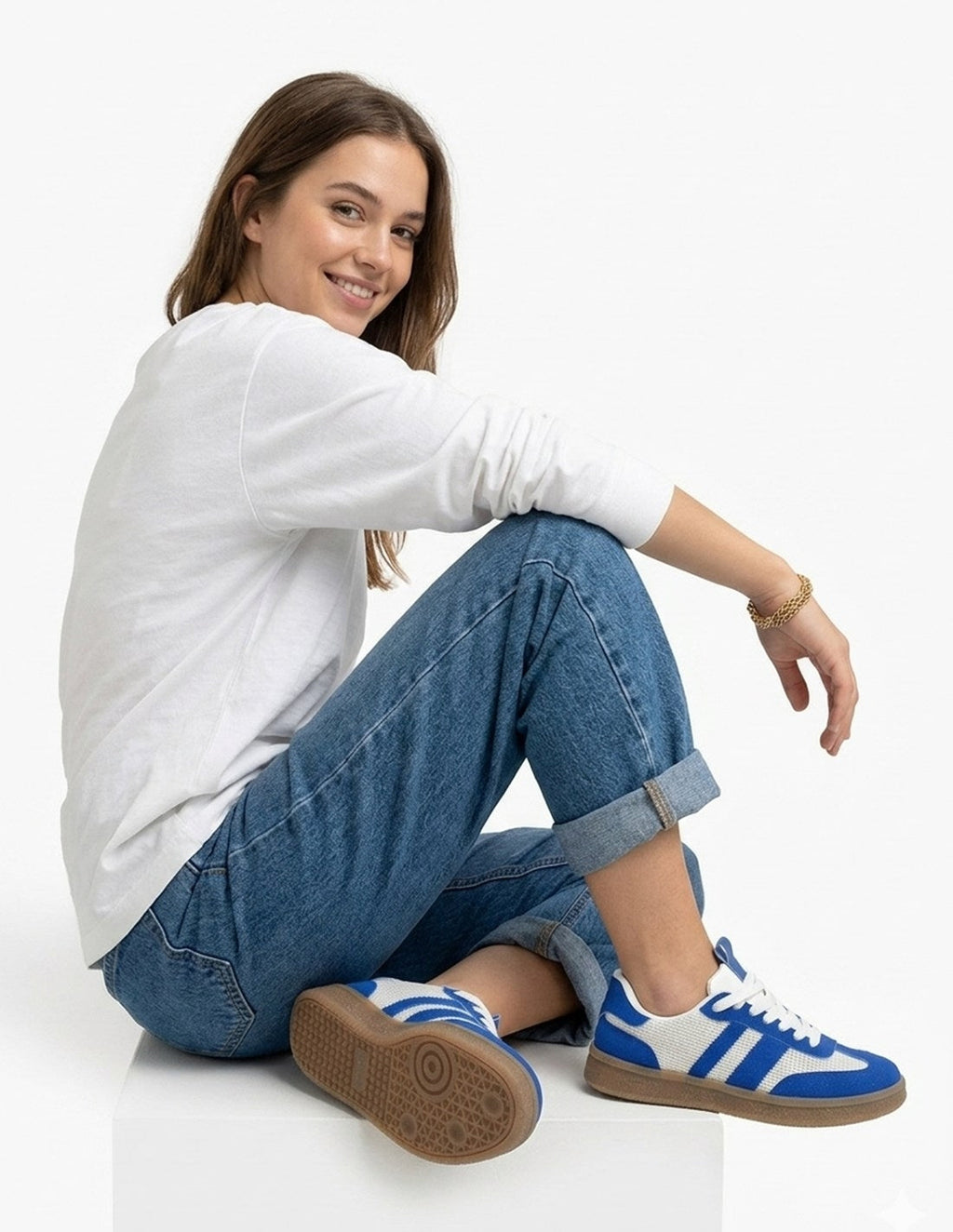 Zapatillas deportivas azul y blanco